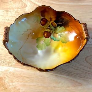 Antique Morimura M Nippon Double Handled Hand Painted Chestnut Leaf Bowl